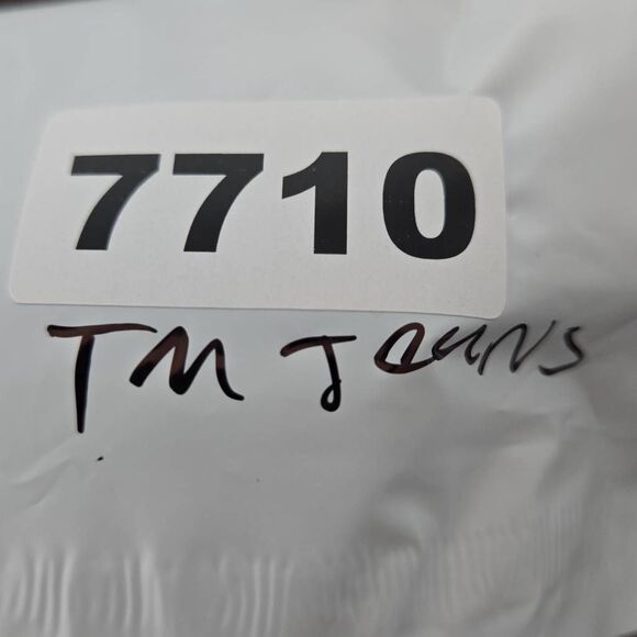 Travis Mathew Jeans 33x32 Gray Featherweight - Picture 10 of 10